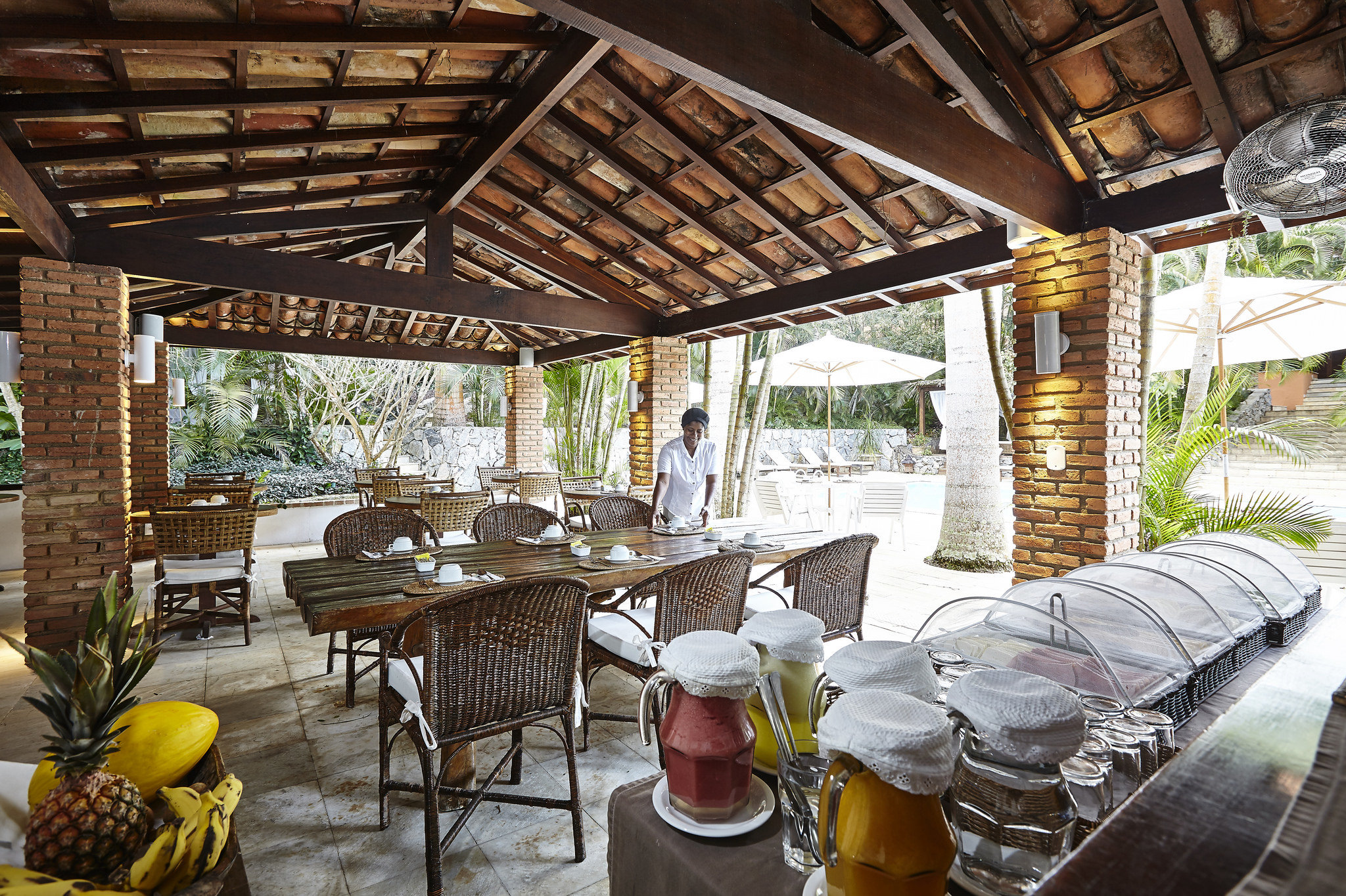 Hotel PortoBay Búzios - Frühstück am Pool