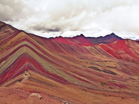 Vinicunca, der Regenbogen-Berg in Peru