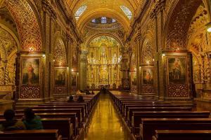 Die Kirche La Compania de Jesus in Quito