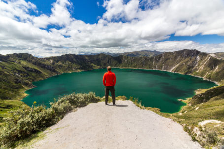 Abstieg in die Quilotoa-Lagune