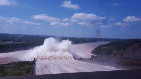 Wasserdamm Itaipu Binacional