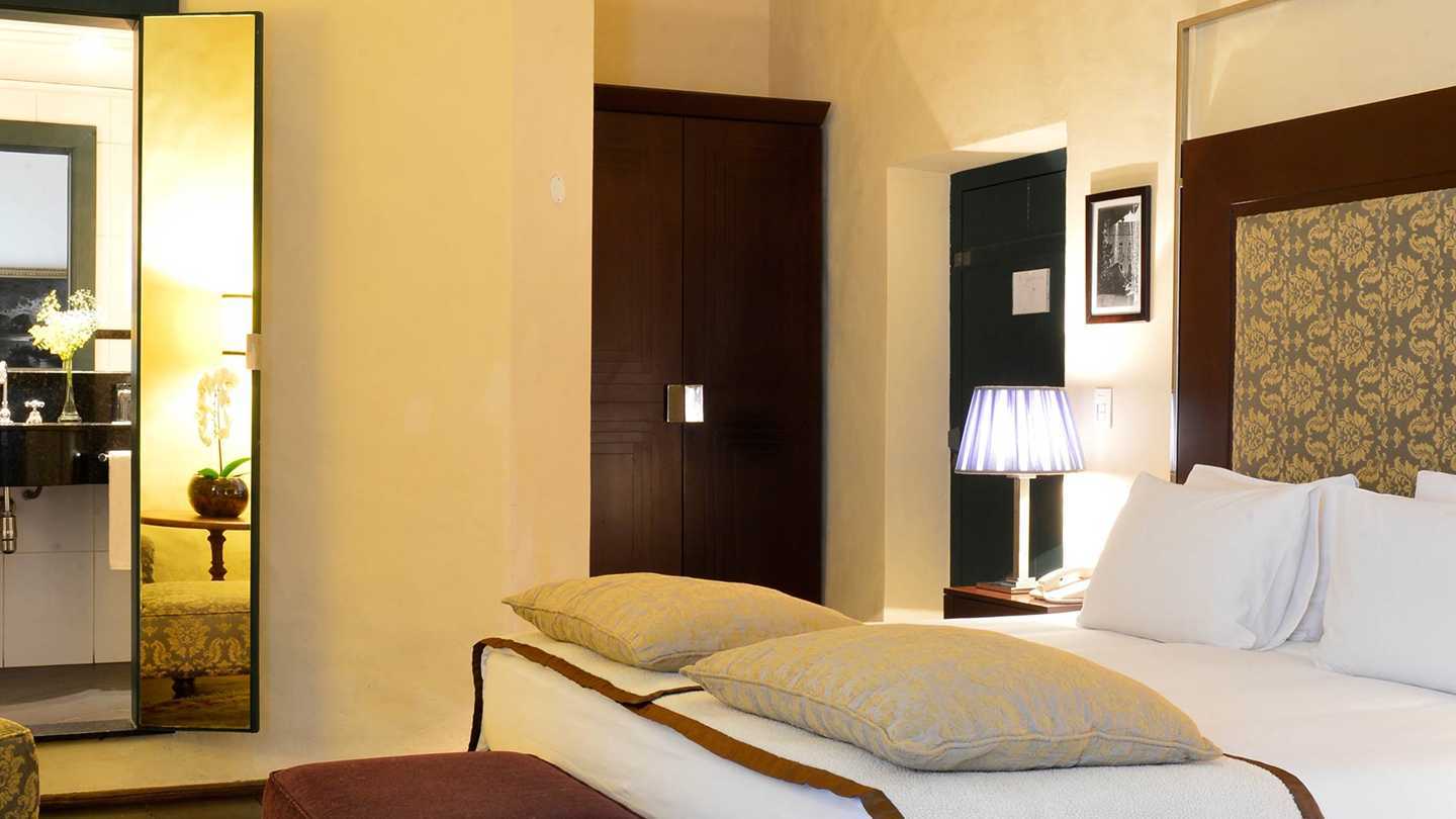 Hotel Pestana Convento do Carmo - Deluxe-Zimmer