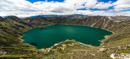 Die Quilotoa-Lagune in Ecuador