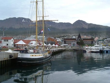 Der Hafen von Ushuaia